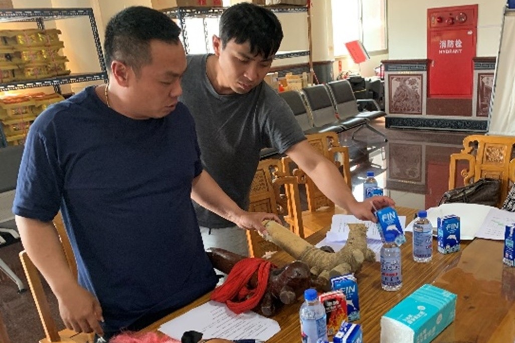 Researchers conduct fieldwork and exchange with members of the Zhongputou Song Jiang Lion Dance Troupe