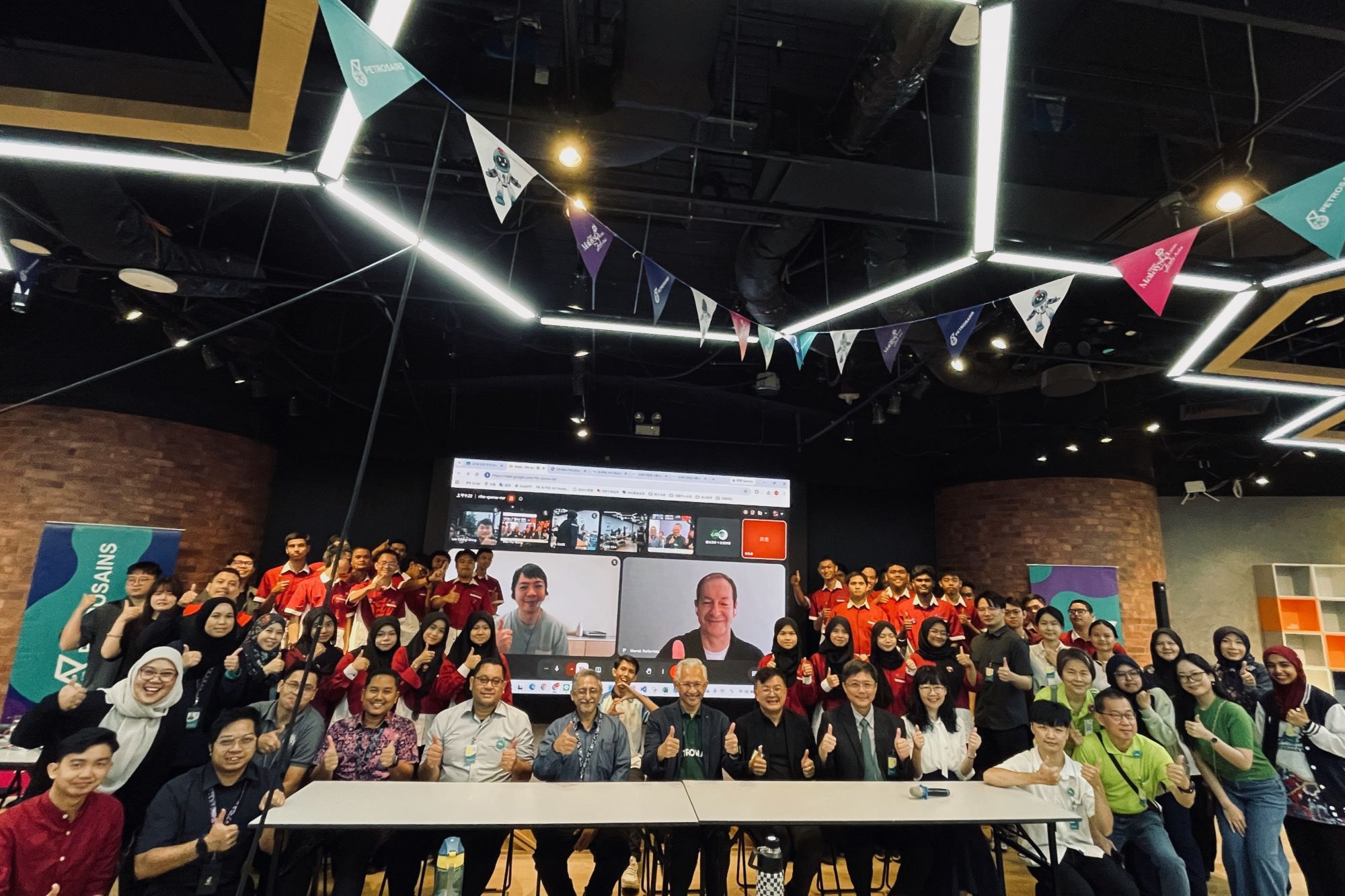0817-南大跨國推動AI前瞻教育 赴馬來西亞推廣TAIDE台英語人機共學-1.jpg